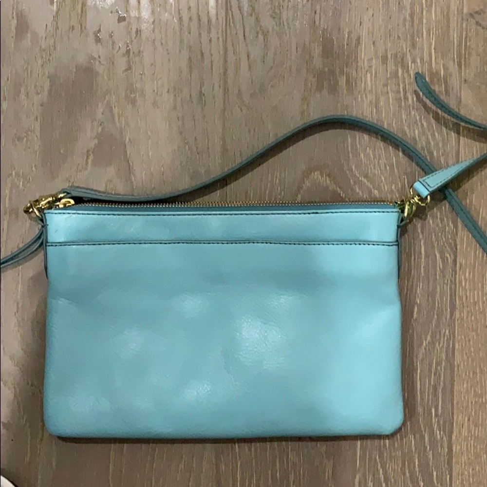 FOSSIL blue leather & gold hardware crossbody bag - Picture 3 of 7